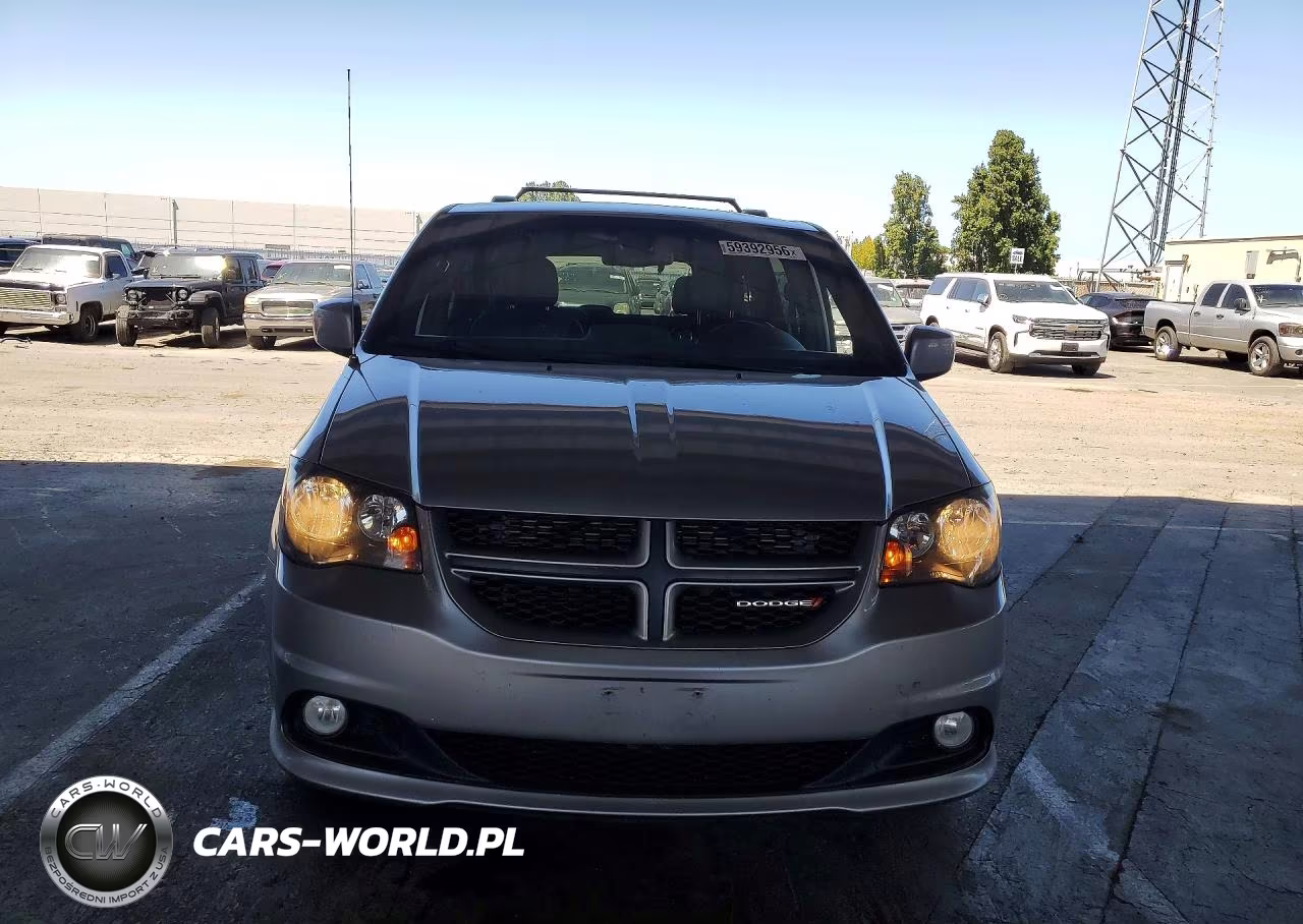 2019 Dodge Grand Caravan Gt VIN:2C4RDGEG6KR725914 - 5