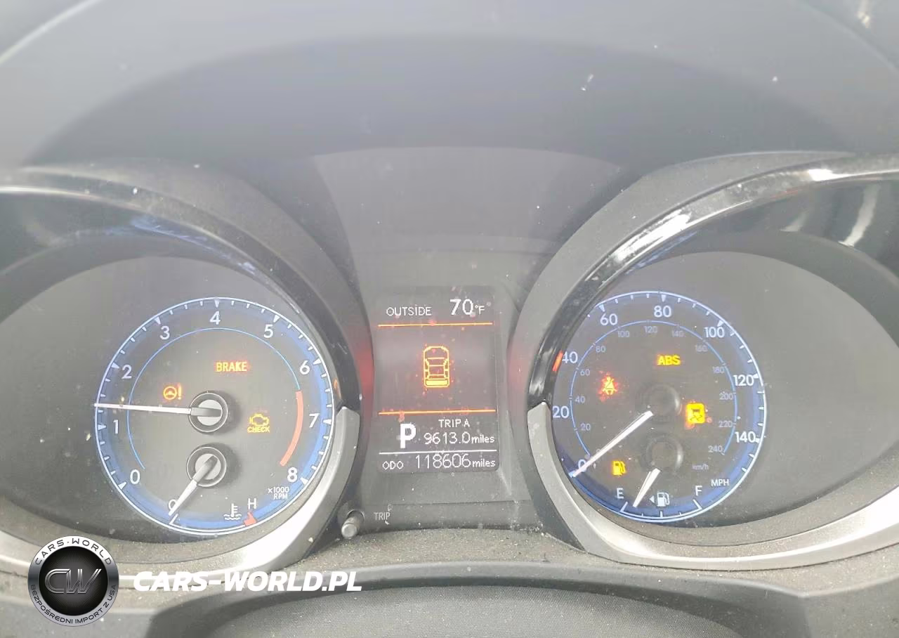 2016 Toyota Corolla S Plus VIN:5YFBURHE4GP561433 - 9