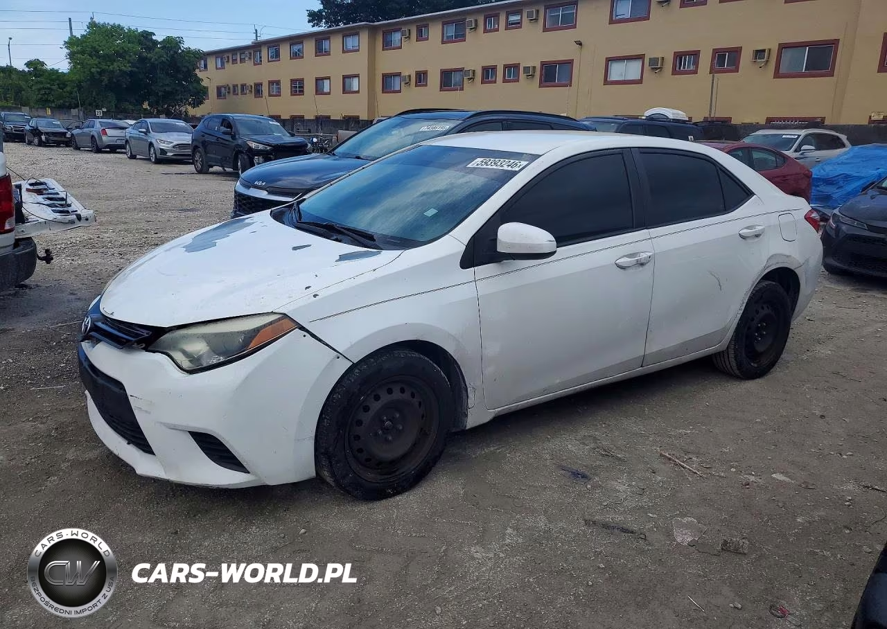 2014 Toyota Corolla Le – zdjęcie 1 z 12