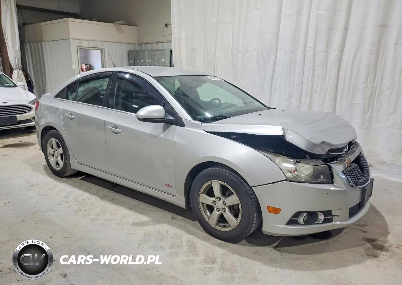2013 Chevrolet Cruze Lt VIN:1G1PC5SB8D7301168 - 4