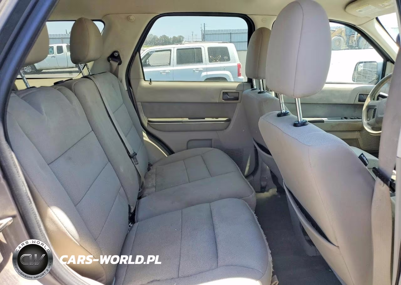 2010 Ford Escape Xlt VIN:1FMCU9D76AKC13811 - 11