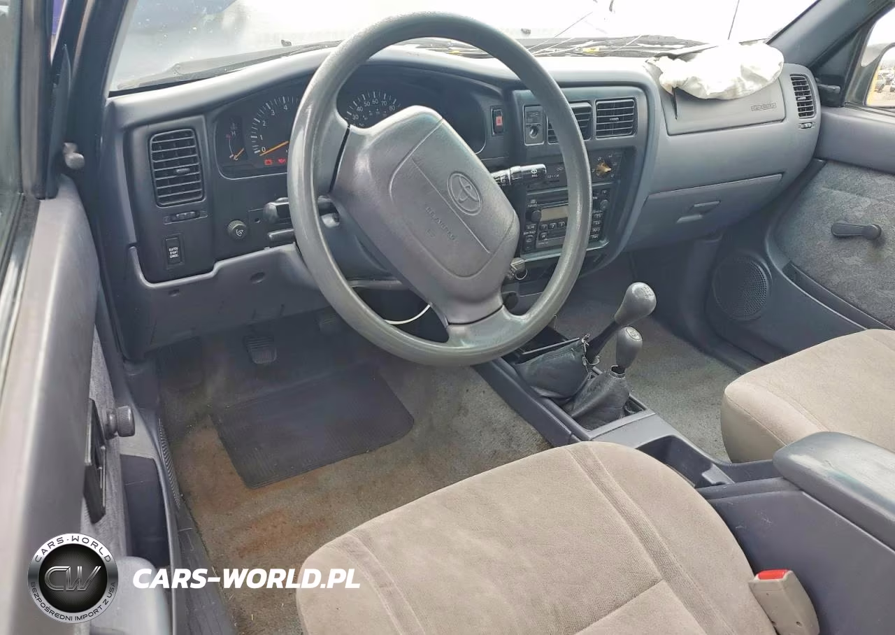 2000 Toyota Tacoma Xtracab VIN:4TAWN72N3YZ598410 - 8