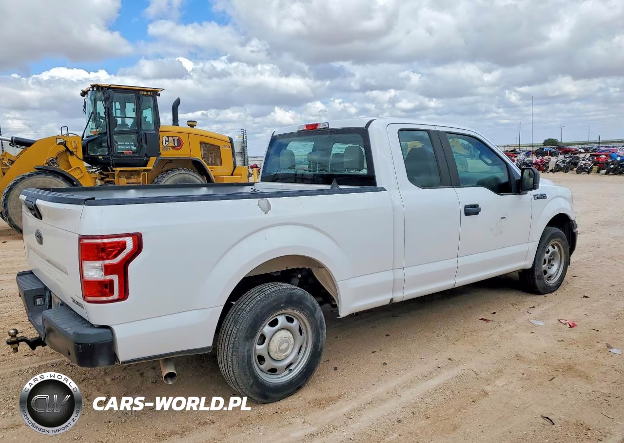 2018 Ford F150 Super Cab VIN:1FTEX1C57JKE51317 - 3