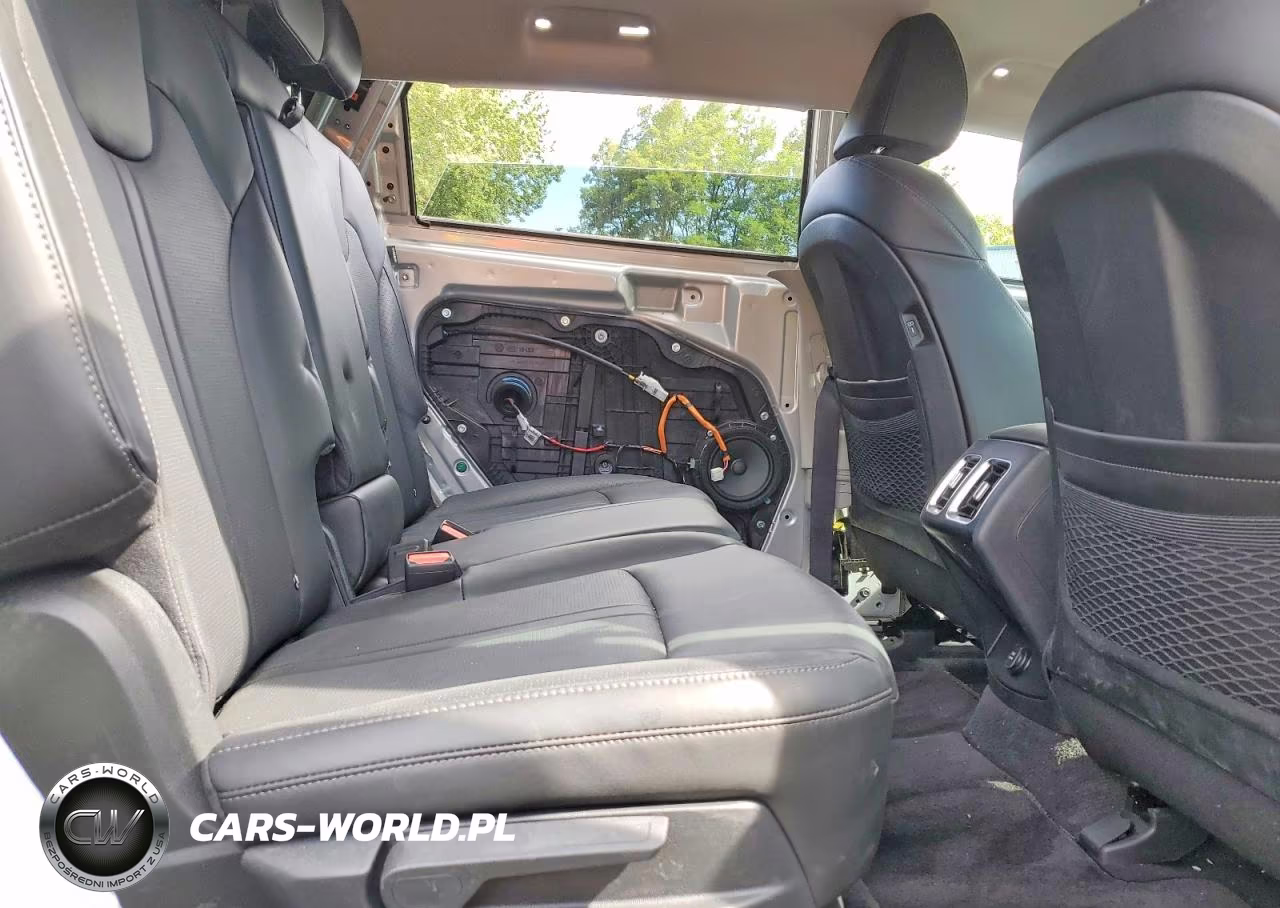 2026 Kia Sorento S VIN:5XYRLDJCXTG438912 - 11