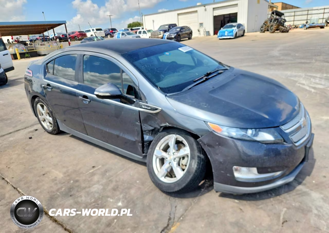 2011 Chevrolet Volt VIN:1G1RD6E47BU102541 - 4