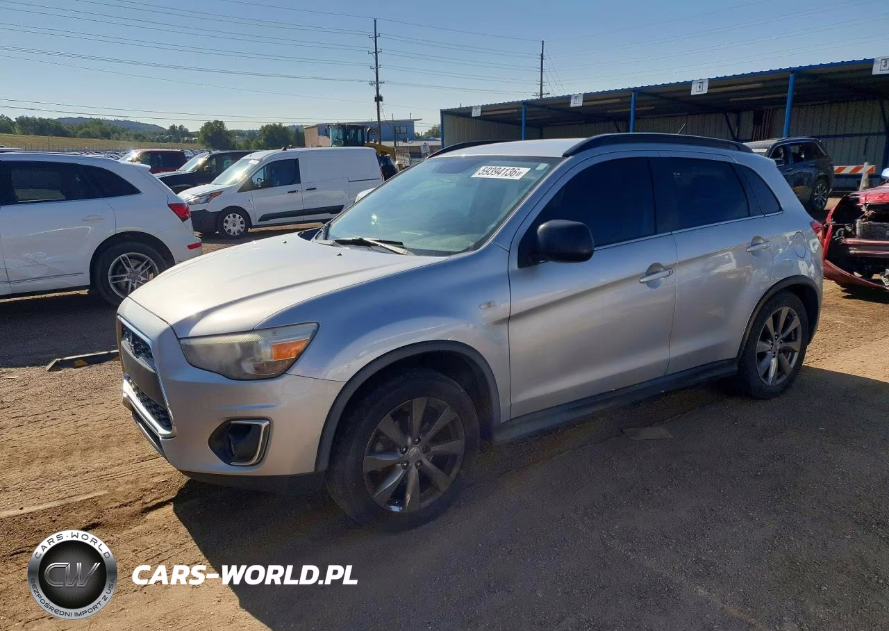 2013 Mitsubishi Outlander Sport Le
