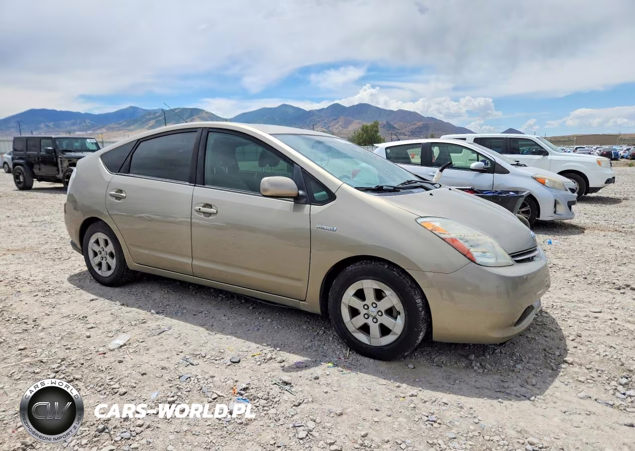 2007 Toyota Prius Base VIN:JTDKB20UX77633415 - 4