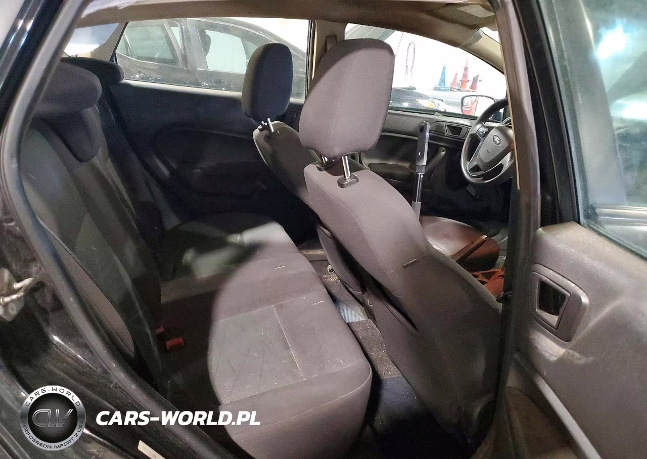 2015 Ford Fiesta S VIN:3FADP4TJ3FM100839 - 11