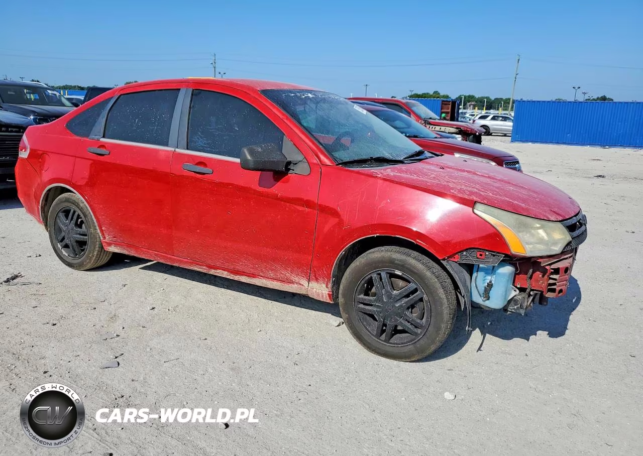 2008 Ford Focus S-Se VIN:1FAHP34NX8W259762 - 4