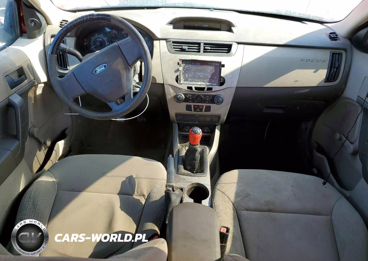 2008 Ford Focus S-Se VIN:1FAHP34NX8W259762 - 8