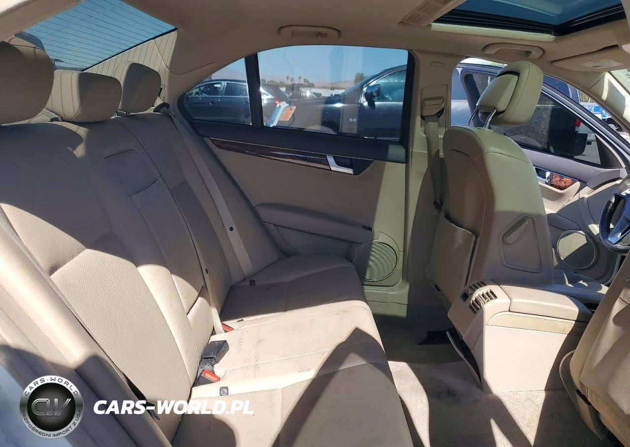 2012 Mercedes-Benz C 250 VIN:WDDGF4HB9CF853286 - 10