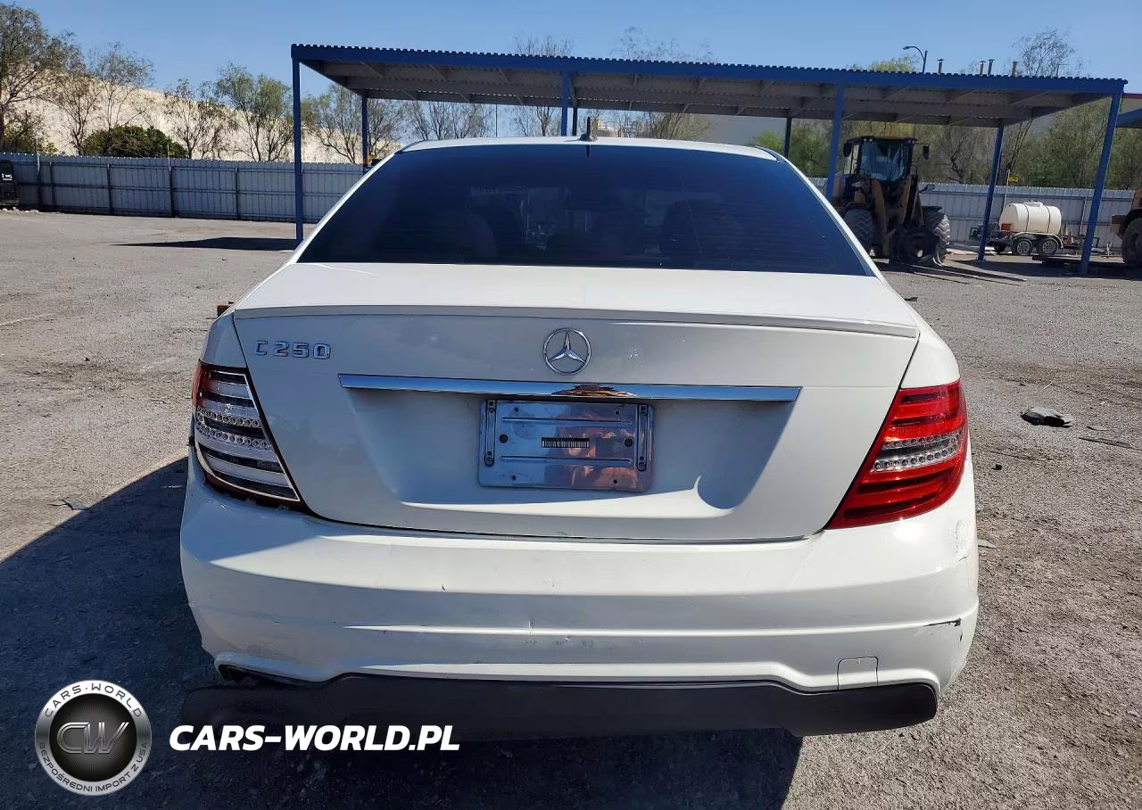 2012 Mercedes-Benz C 250 VIN:WDDGF4HB9CF853286 - 6