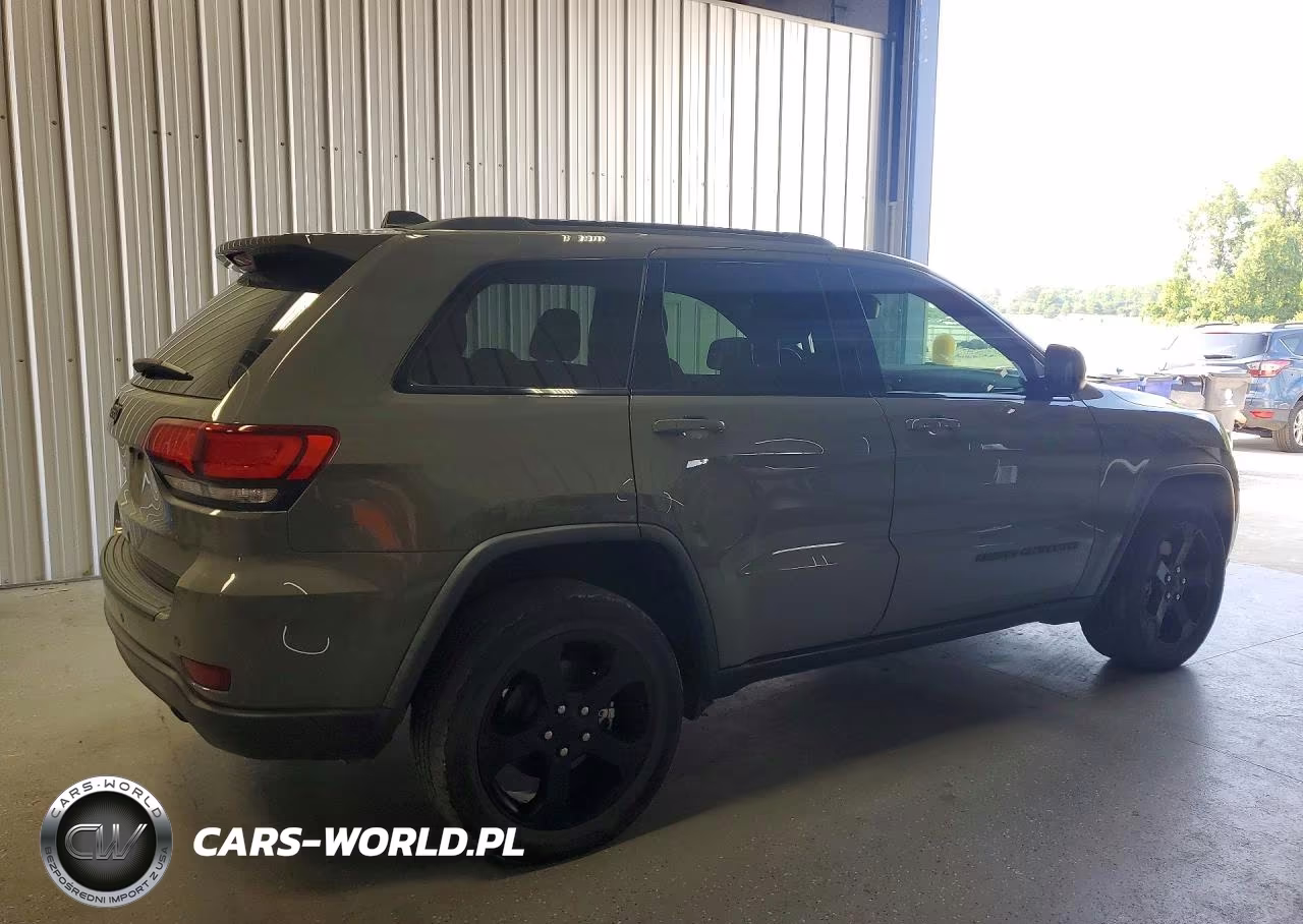 2021 Jeep Grand Cherokee Laredo VIN:1C4RJFAG4MC816586 - 3