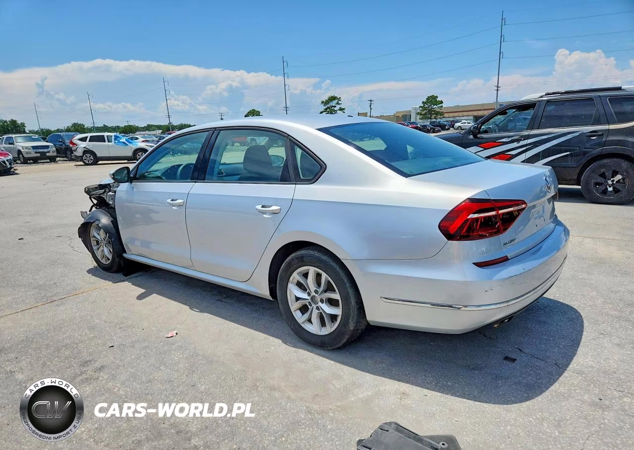 2018 Volkswagen Passat S VIN:1VWAA7A34JC015553 - 2