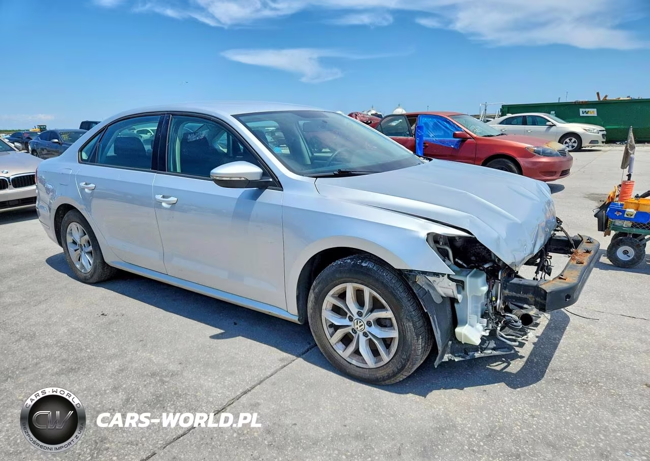 2018 Volkswagen Passat S VIN:1VWAA7A34JC015553 - 4