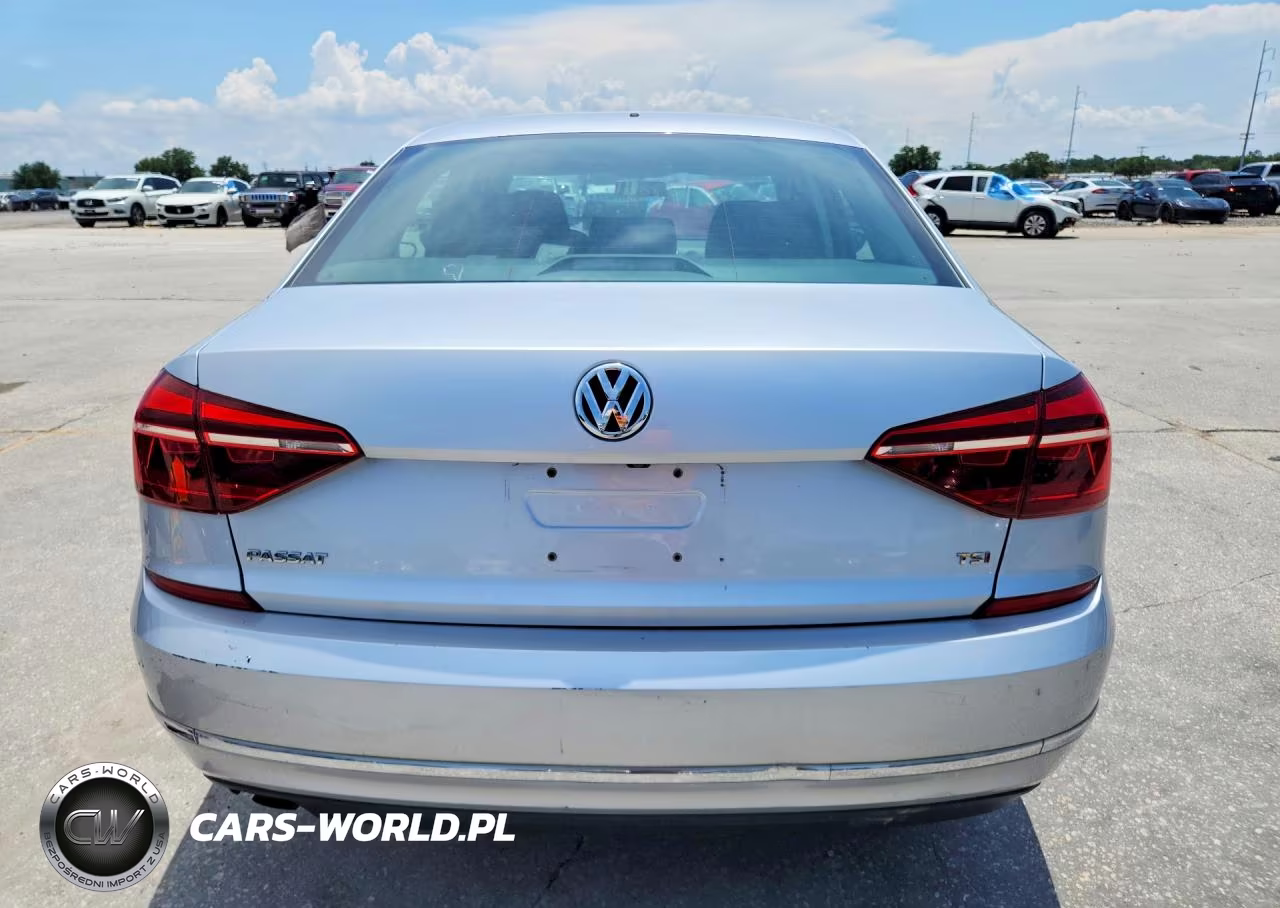 2018 Volkswagen Passat S VIN:1VWAA7A34JC015553 - 6