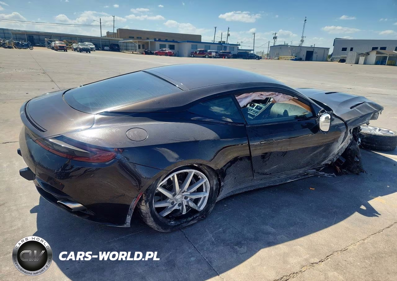 2018 Aston Martin Db11 VIN:SCFRMFAVXJGL03676 - 3