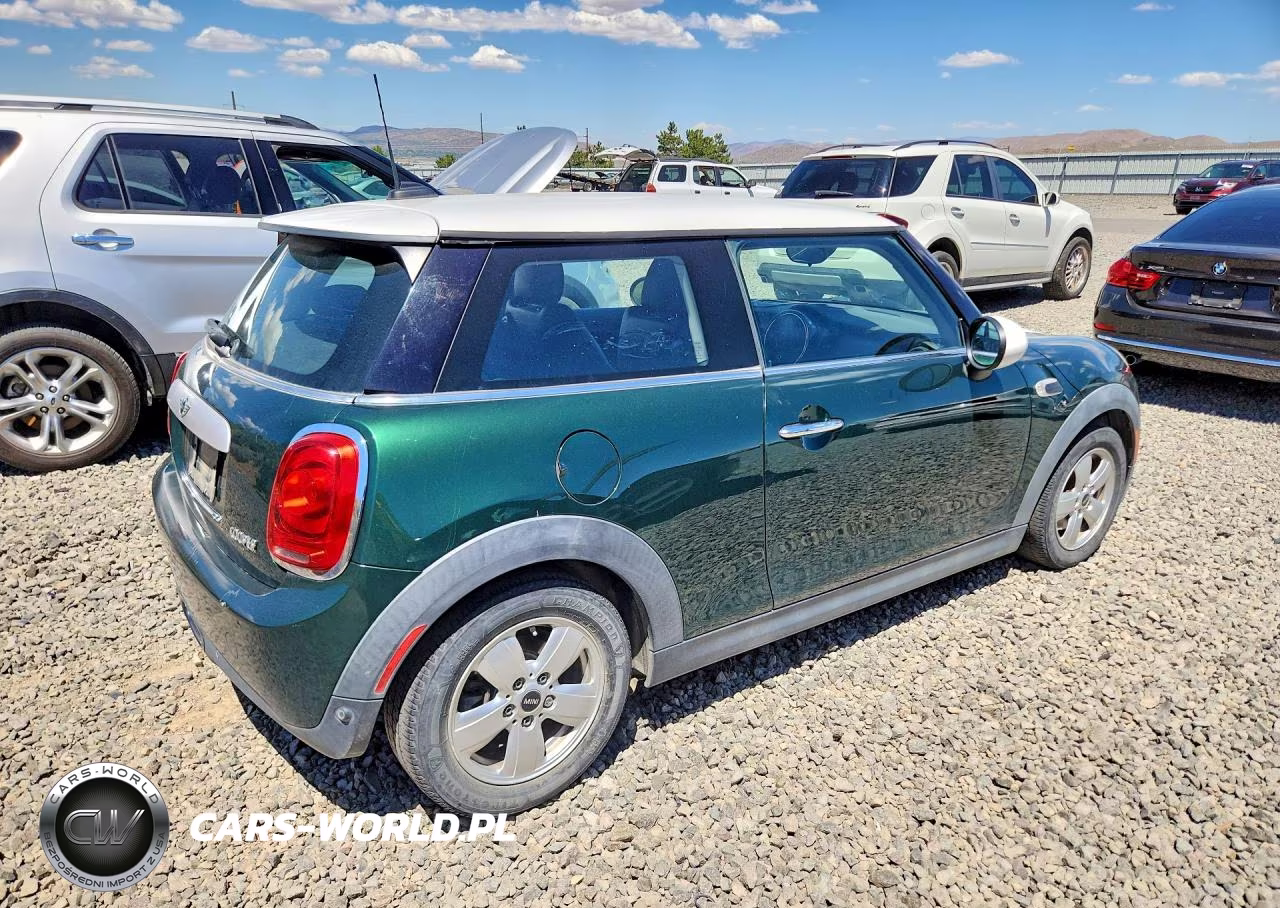 2015 Mini Cooper VIN:WMWXM5C55F3A04673 - 3