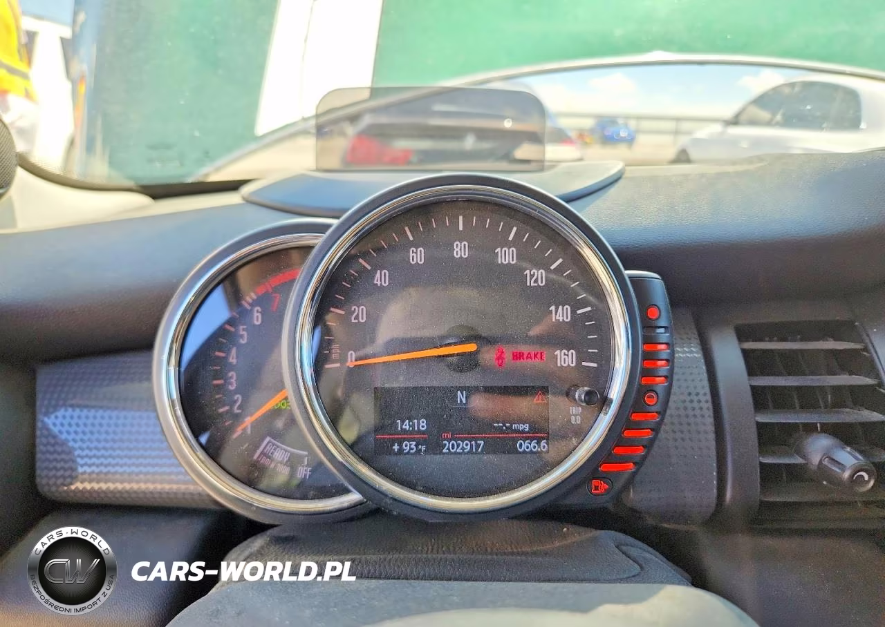 2015 Mini Cooper VIN:WMWXM5C55F3A04673 - 9