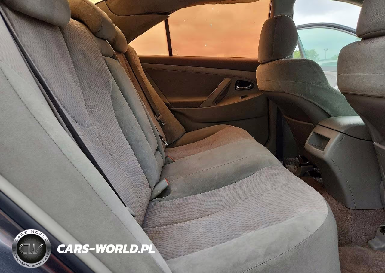 2010 Toyota Camry Le VIN:4T4BF3EK7AR081724 - 10