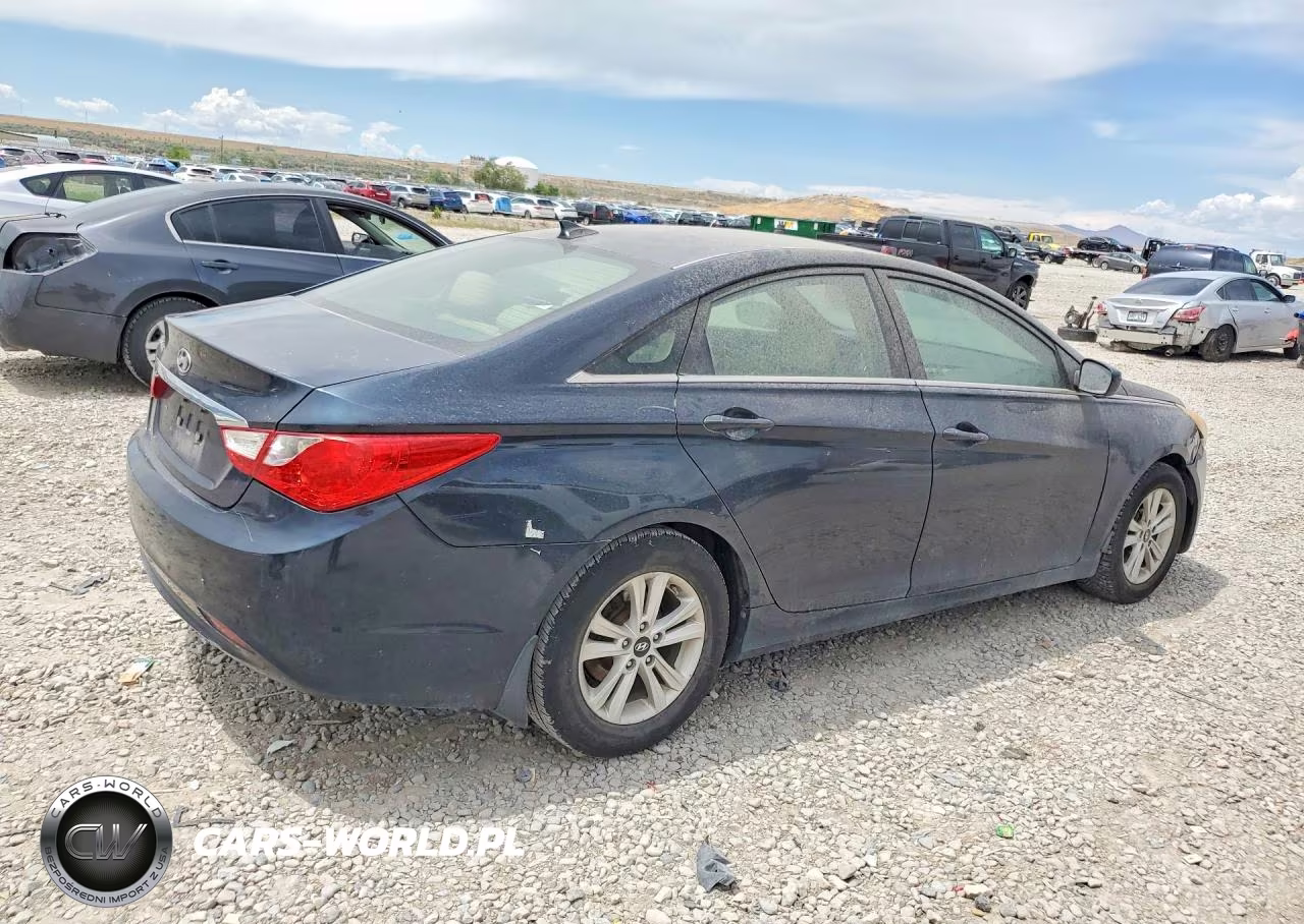 2012 Hyundai Sonata Gls VIN:5NPEB4AC6CH379500 - 3