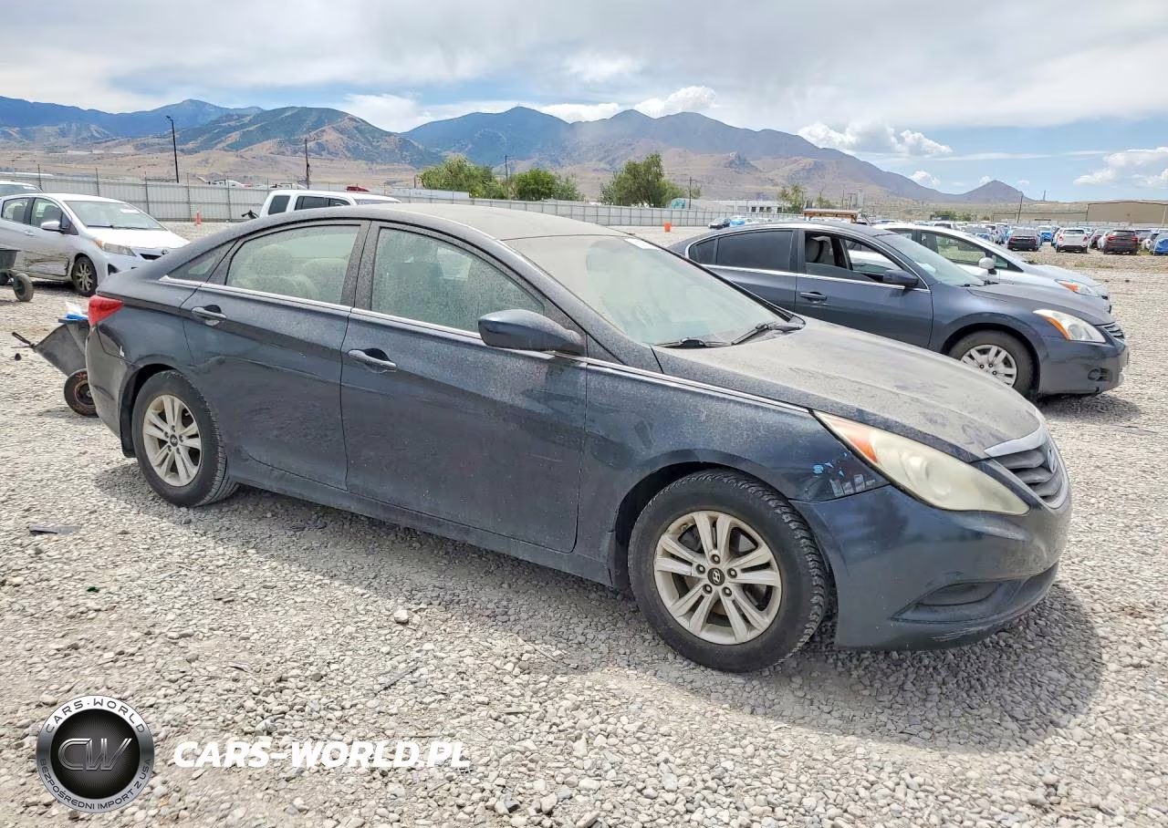 2012 Hyundai Sonata Gls VIN:5NPEB4AC6CH379500 - 4