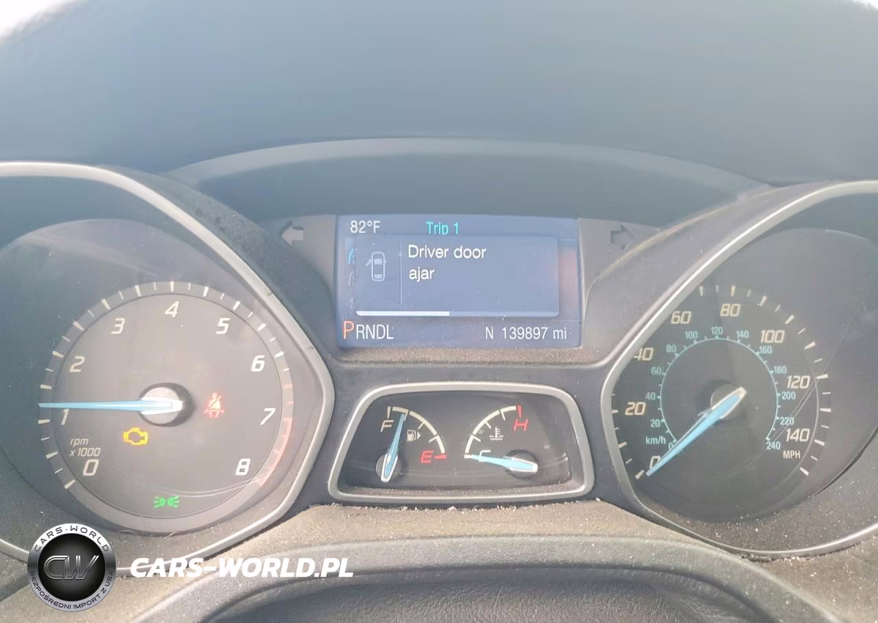 2014 Ford Focus Se VIN:1FADP3F2XEL165783 - 9