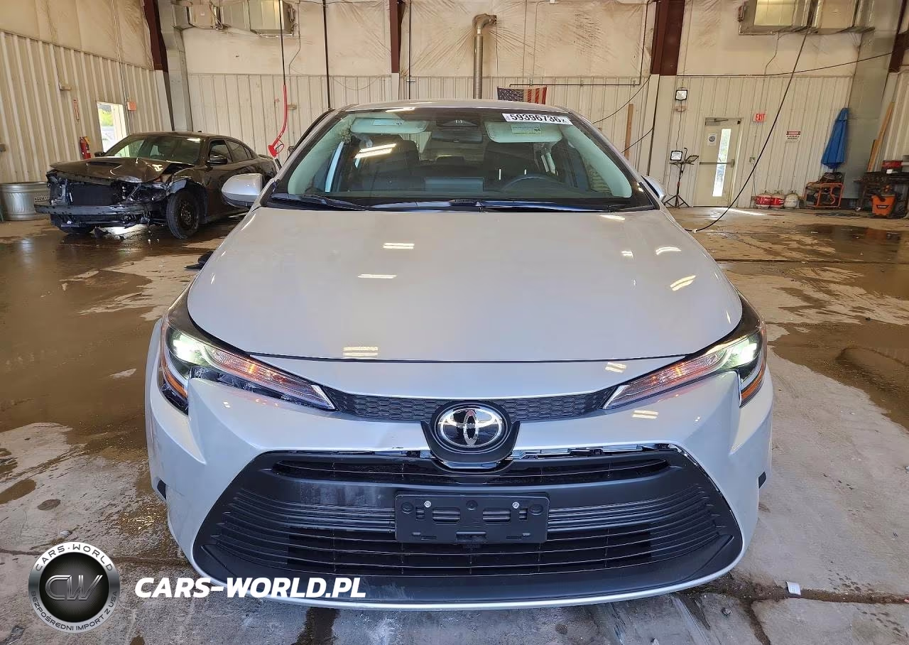 2026 Toyota Corolla Le VIN:5YFB4MDE6TP465872 - 5