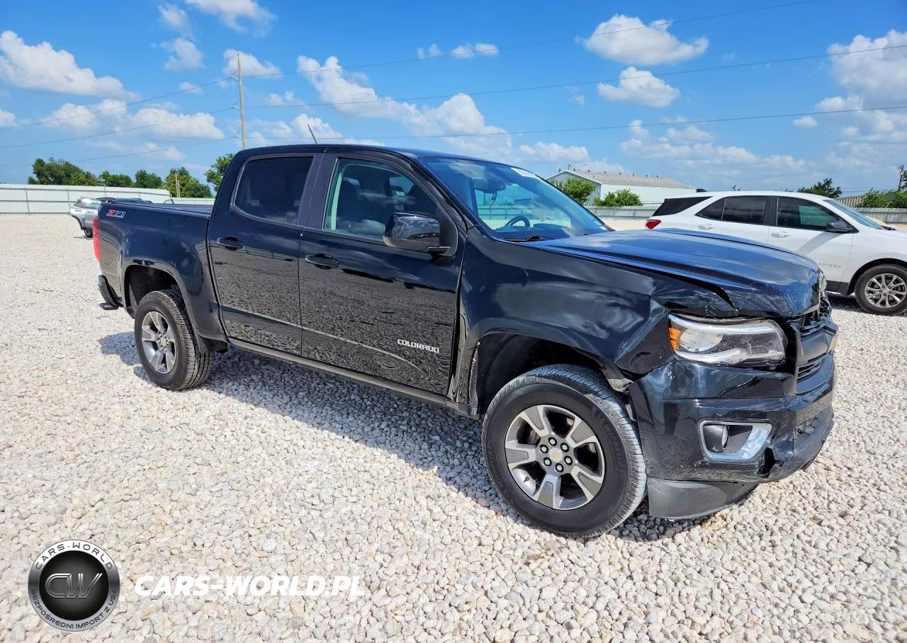 2018 Chevrolet Colorado Z71 VIN:1GCGTDEN6J1312188 - 4
