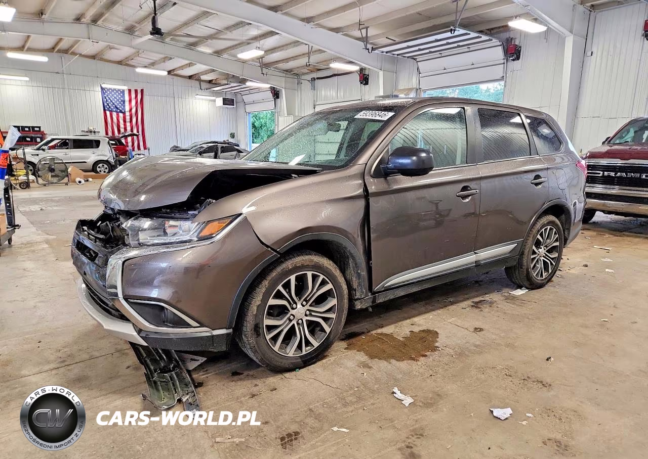 2018 Mitsubishi Outlander Se – zdjęcie 1 z 13