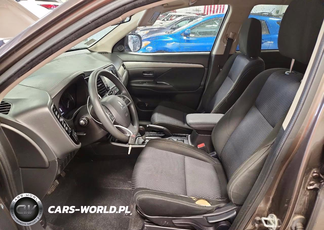 2018 Mitsubishi Outlander Se VIN:JA4AZ3A33JZ054095 - 7