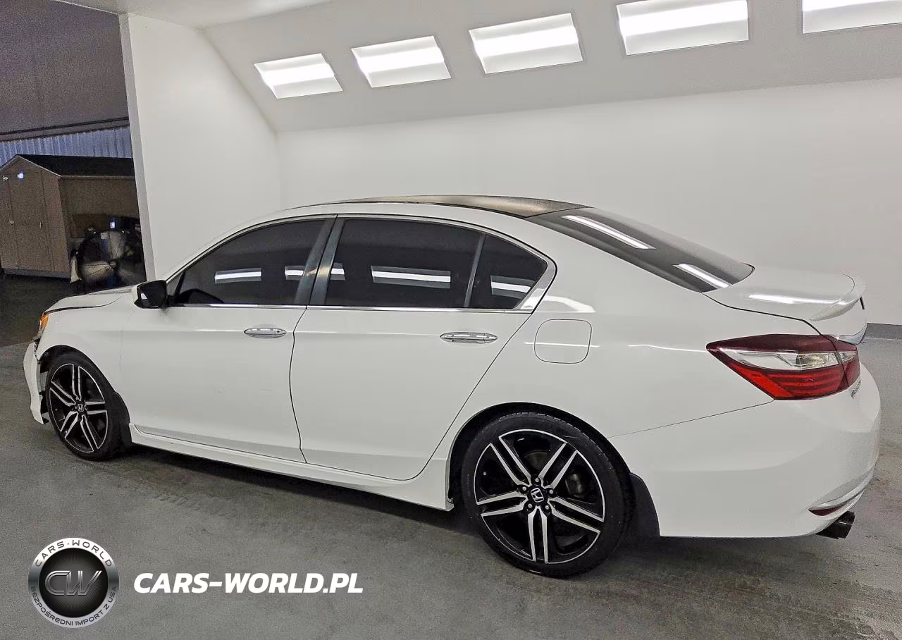2017 Honda Accord Sport VIN:1HGCR2F53HA092388 - 2