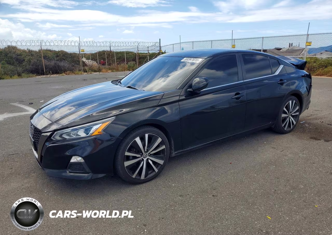 2020 Nissan Altima Sr