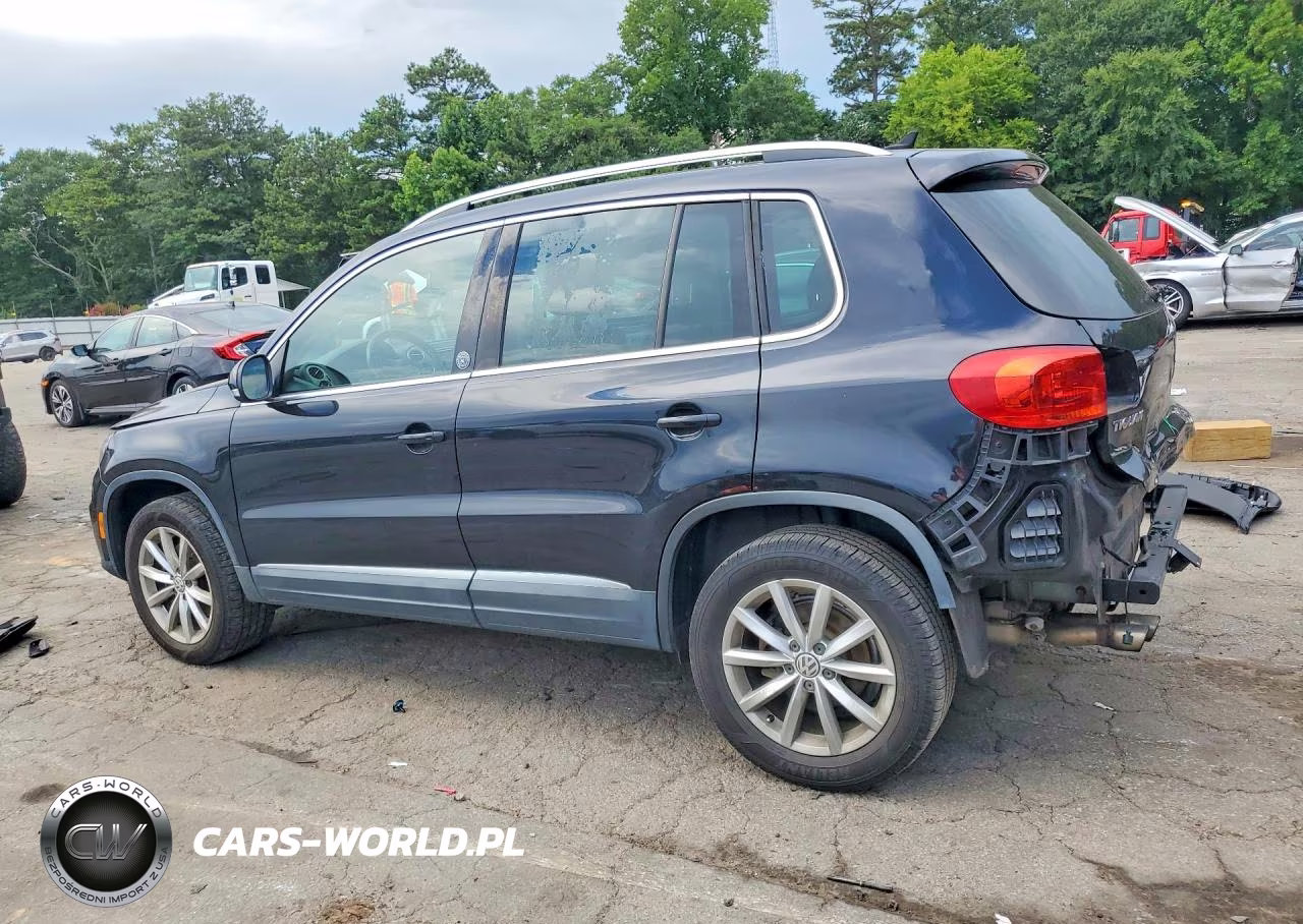 2017 Volkswagen Tiguan Wolfsburg VIN:WVGSV7AX2HW500678 - 2