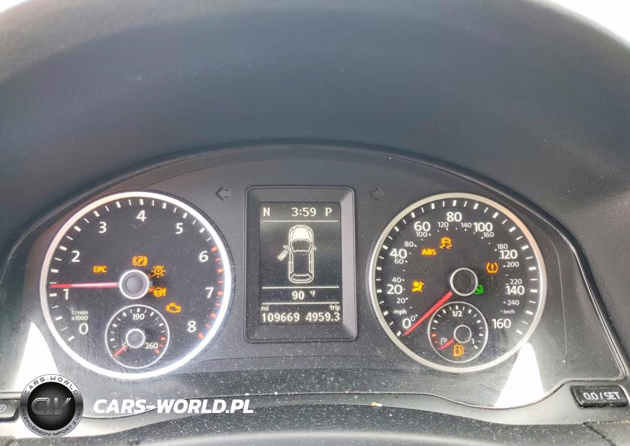 2017 Volkswagen Tiguan Wolfsburg VIN:WVGSV7AX2HW500678 - 9