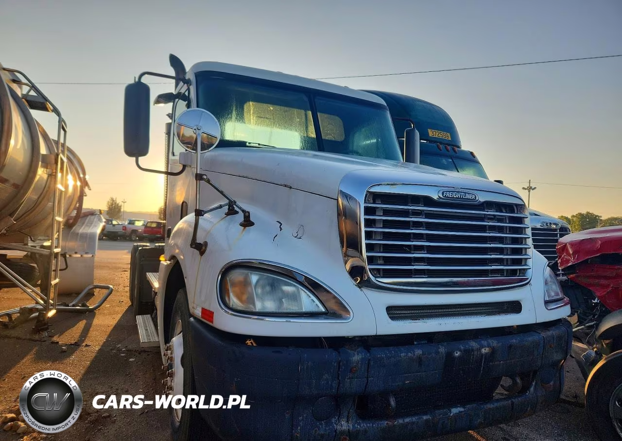 2007 Freightliner Columbia 120 Semi Truck VIN:1FUJA6CG67LX74543 - 4