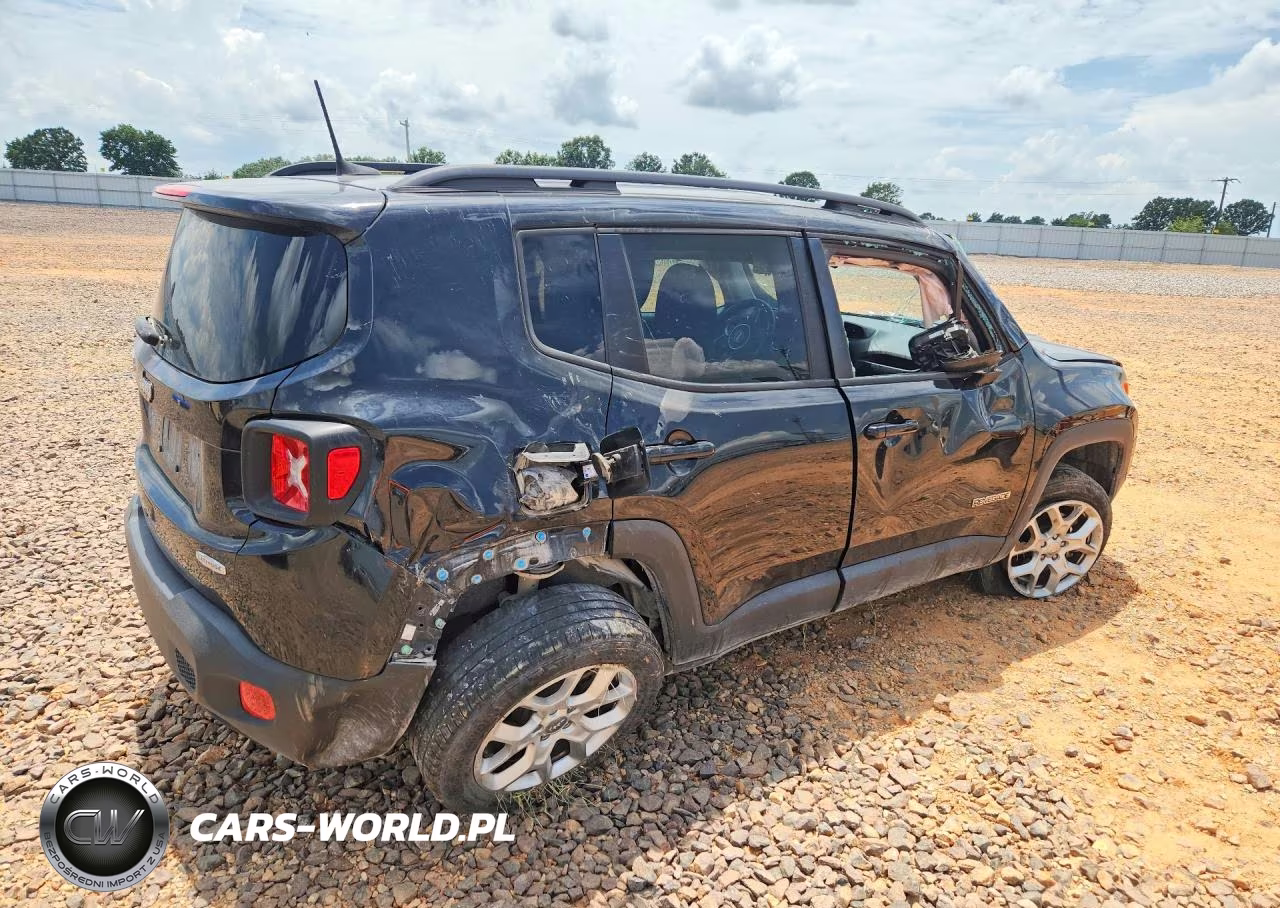 2018 Jeep Renegade Latitude VIN:ZACCJBBB7JPJ37305 - 3