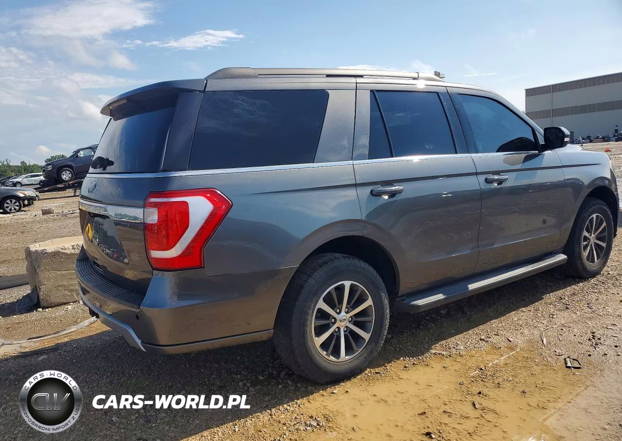 2018 Ford Expedition Xlt VIN:1FMJU1JTXJEA29920 - 3