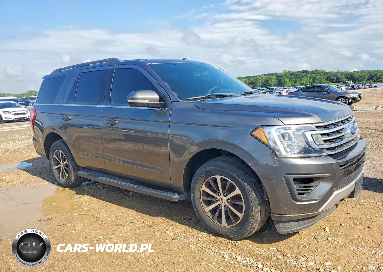 2018 Ford Expedition Xlt VIN:1FMJU1JTXJEA29920 - 4