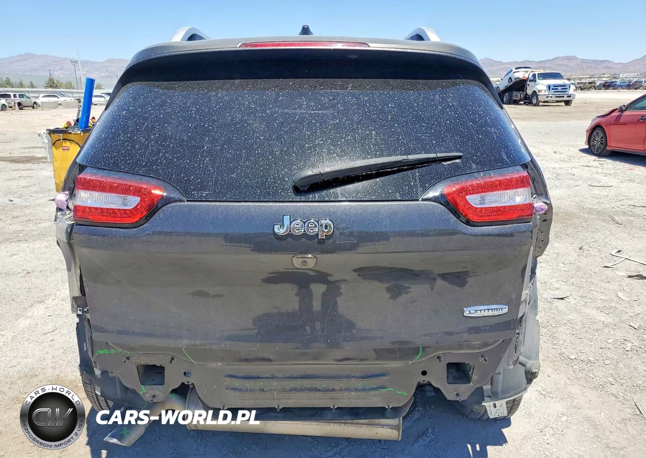 2015 Jeep Cherokee Latitude VIN:1C4PJLCB5FW790766 - 6
