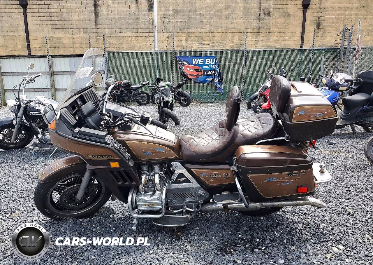 1982 Honda Gl1100 A VIN:1HFSC0227CA235658 - 3