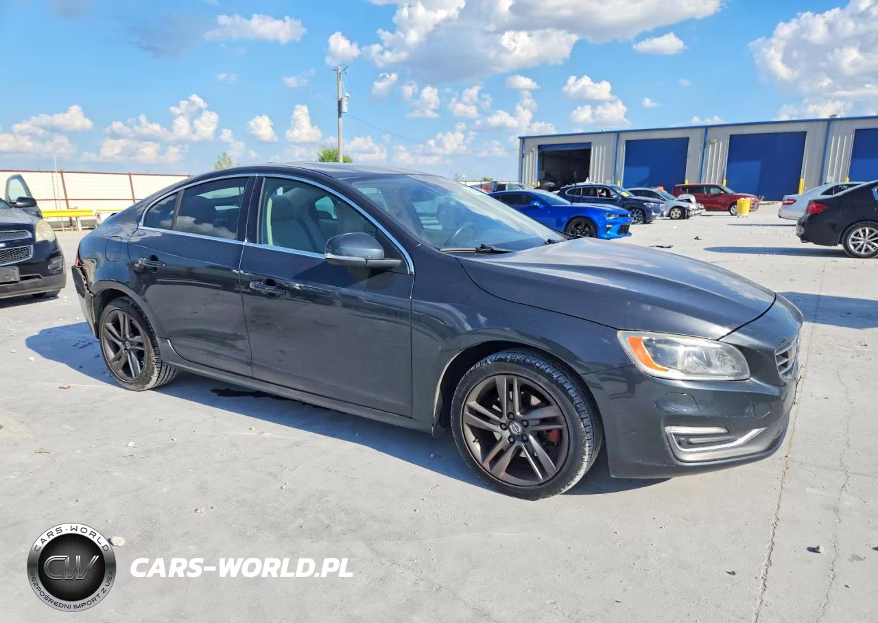 2015 Volvo S60 Platinum VIN:YV140MFM2F2338493 - 4