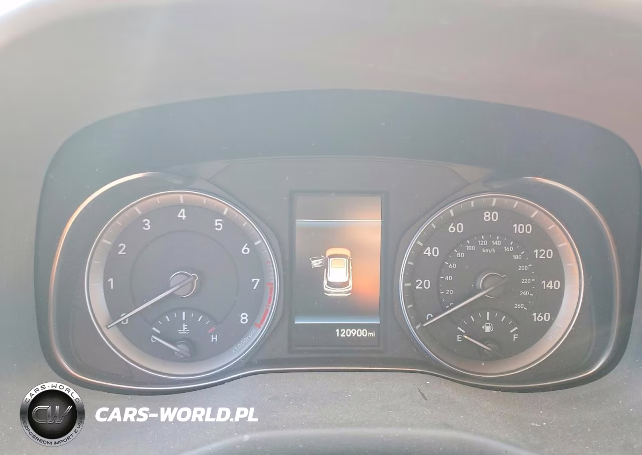 2020 Hyundai Kona Ultimate VIN:KM8K5CA51LU447709 - 9