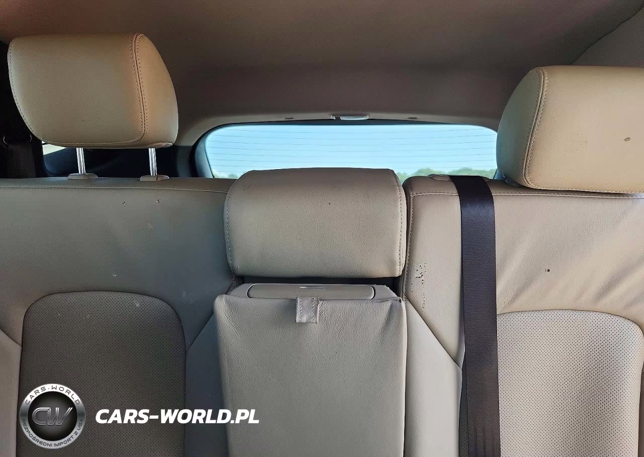 2018 Hyundai Santa Fe Sport 2.4L VIN:5NMZUDLB9JH069657 - 10