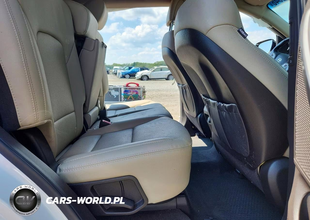 2018 Hyundai Santa Fe Sport 2.4L VIN:5NMZUDLB9JH069657 - 11