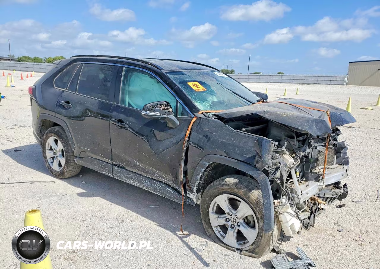 2021 Toyota Rav4 Xle VIN:2T3W1RFV5MC109670 - 4