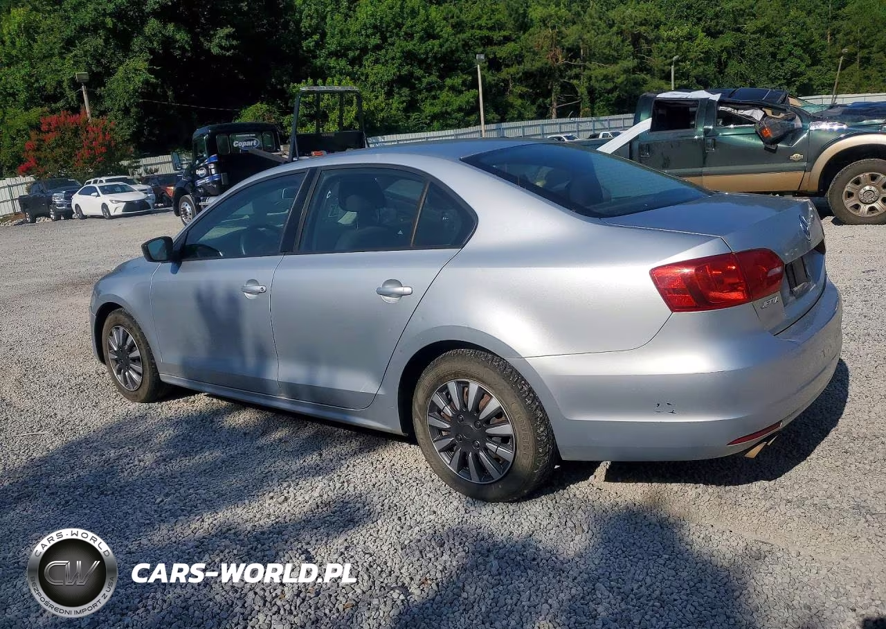 2011 Volkswagen Jetta Base VIN:3VW2K7AJ1BM395743 - 2