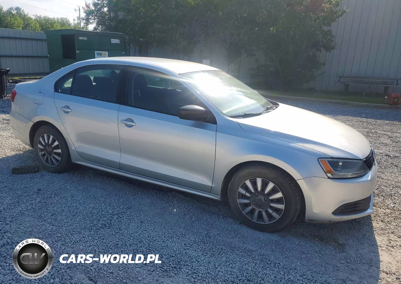 2011 Volkswagen Jetta Base VIN:3VW2K7AJ1BM395743 - 4