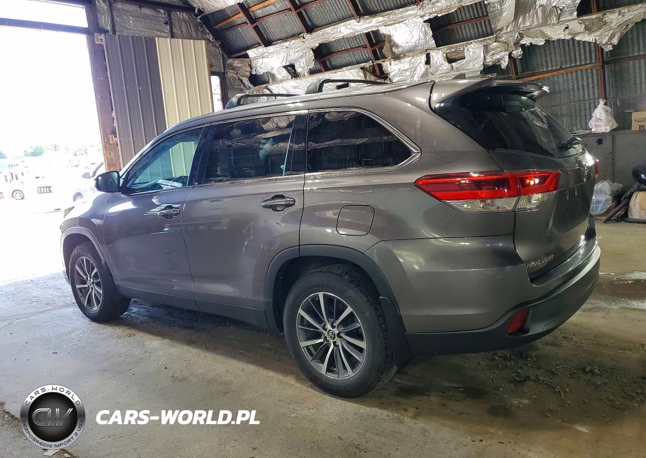 2019 Toyota Highlander Xle VIN:5TDJZRFH0KS578756 - 2