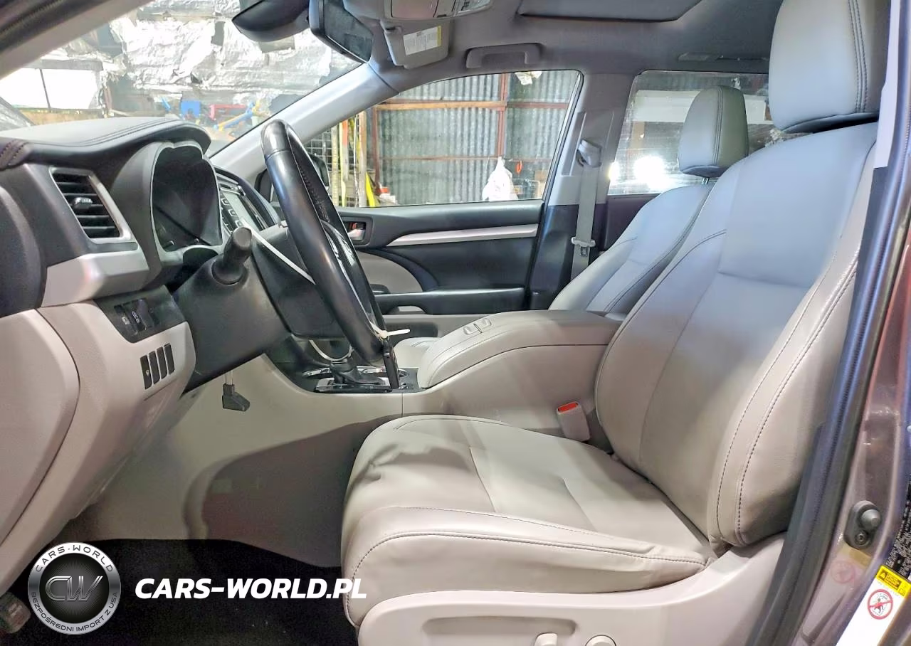 2019 Toyota Highlander Xle VIN:5TDJZRFH0KS578756 - 7